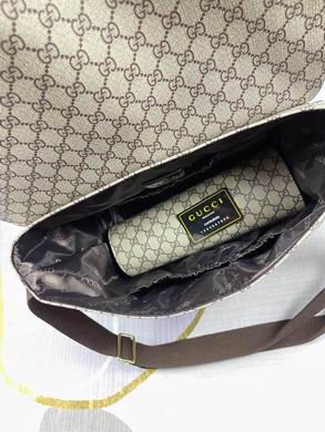 Gucci  42x30x15cm CX 6 (8)
